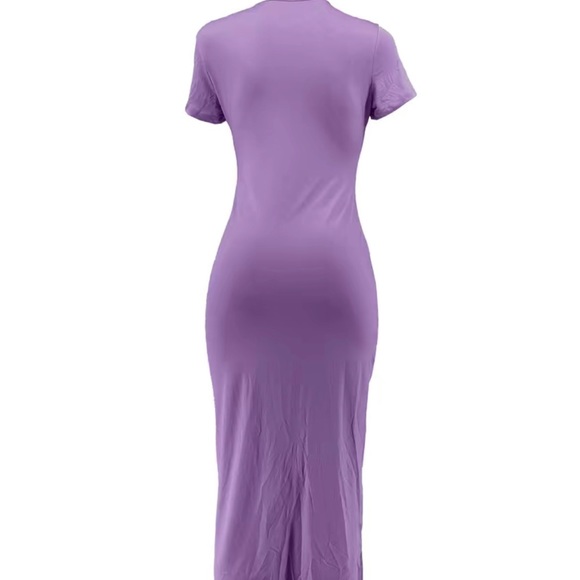 Solid Ruched Split Dress - Picture 5 of 5